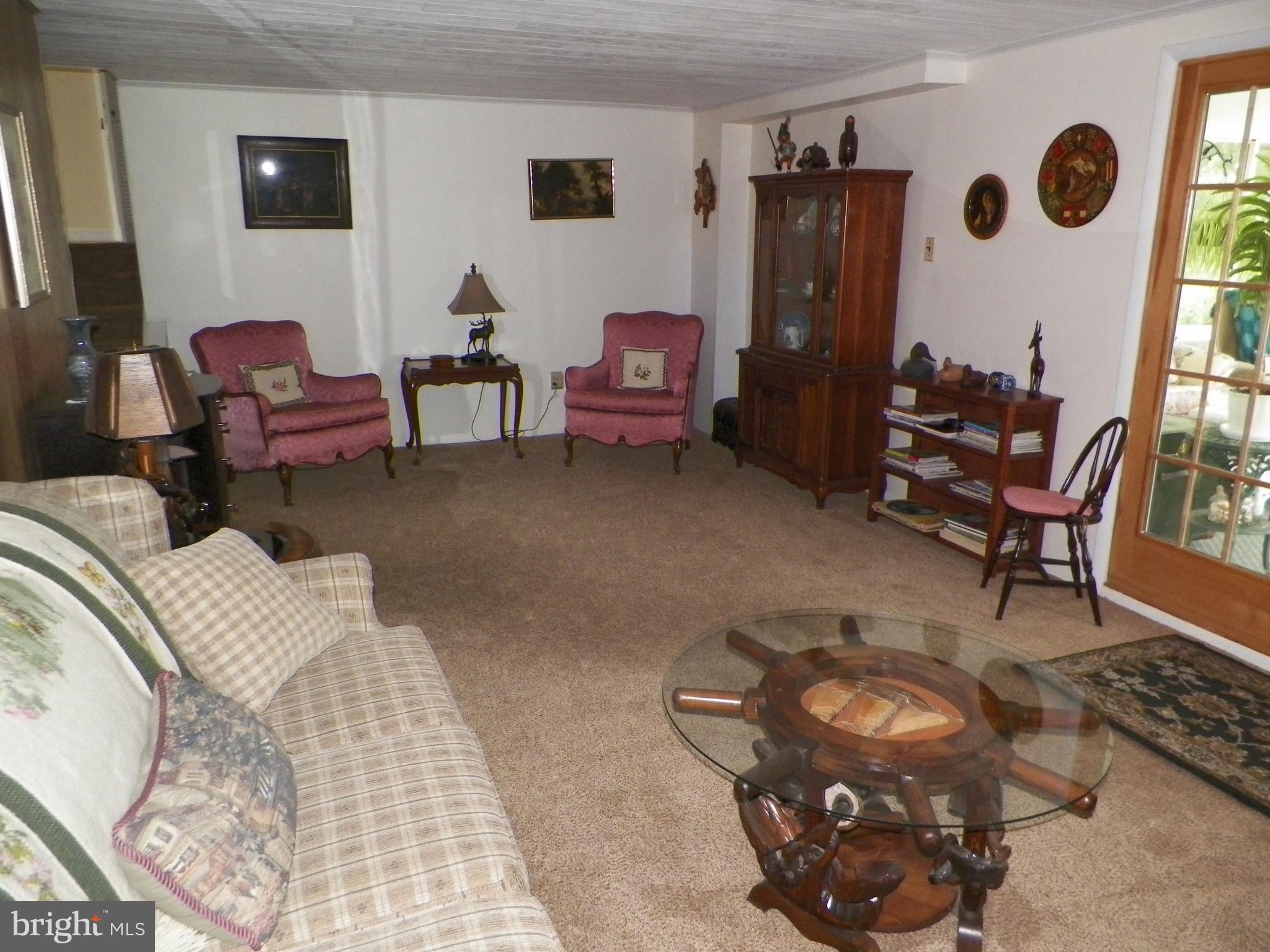 696 Holland Road Southampton, PA 18966 - Photo 9 of 24 Gallery Image 9