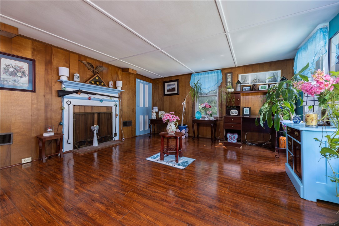 224 Bridgetown Road South Kingstown, RI 02874 - Photo 23 of 50