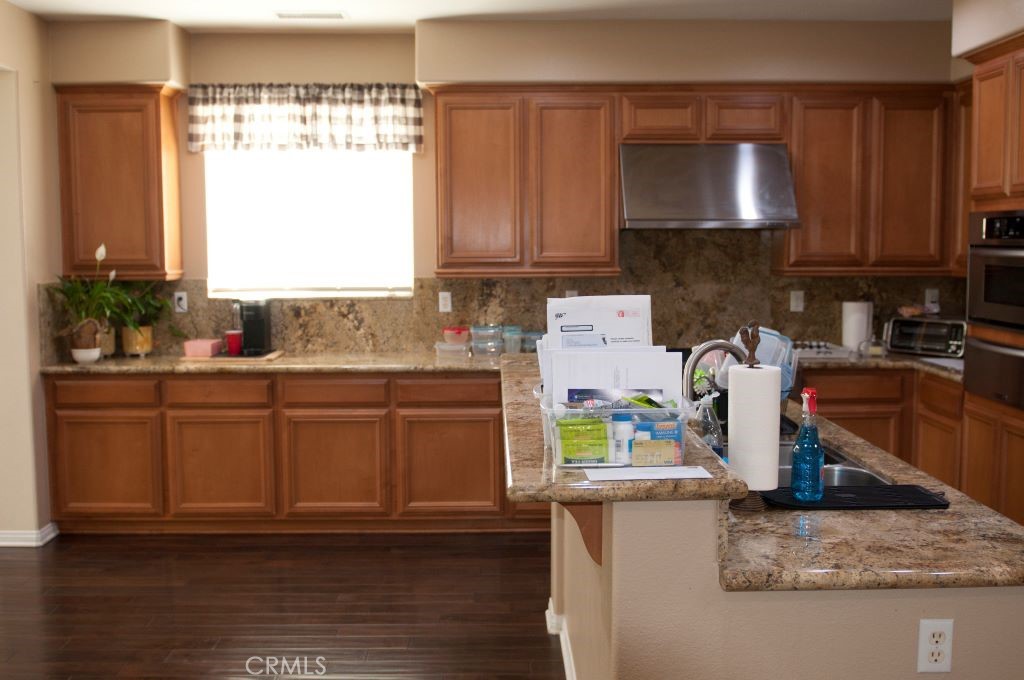 7810 Serenity Falls Road Eastvale, CA 92880 - Photo 22 of 29