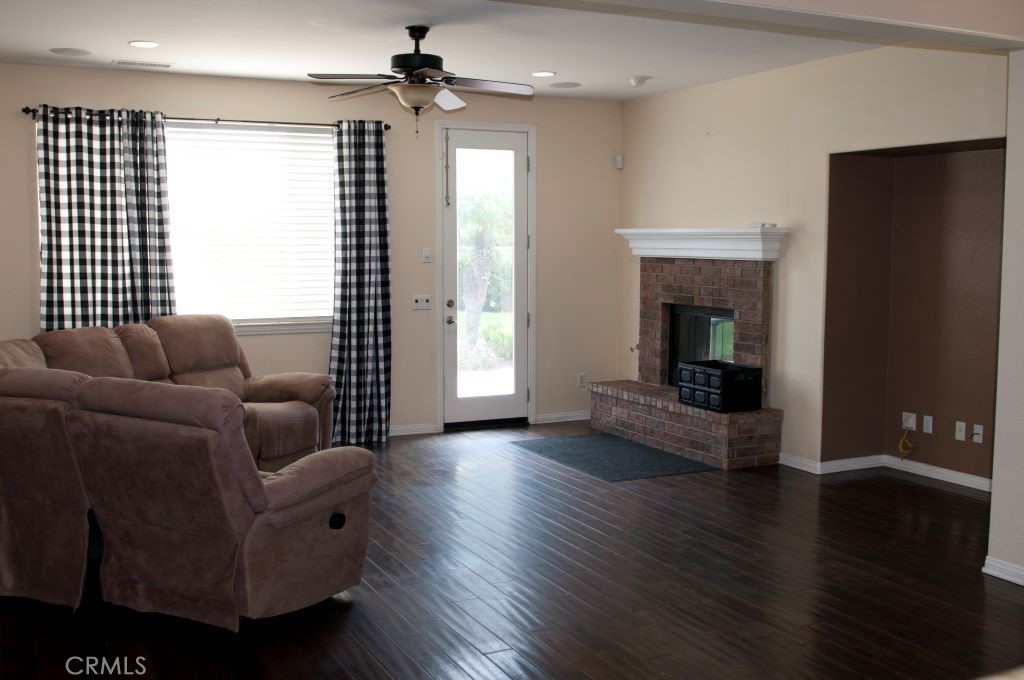 7810 Serenity Falls Road Eastvale, CA 92880 - Photo 3 of 29