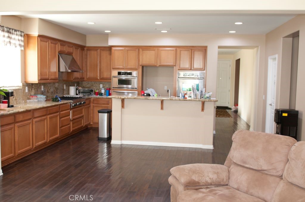 7810 Serenity Falls Road Eastvale, CA 92880 - Photo 8 of 29