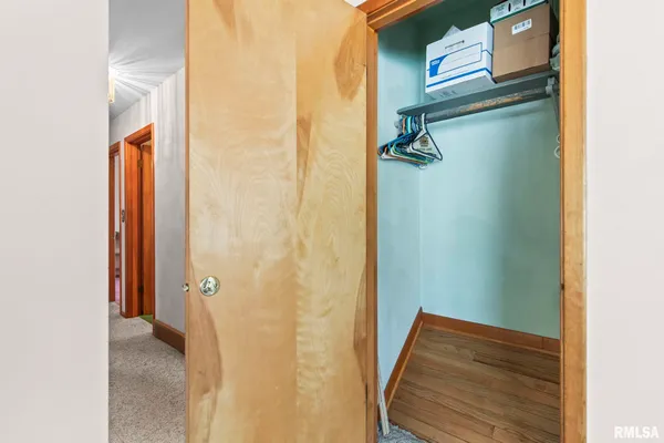 $175,000 | 220 South 4th Street, Riverton, IL 62561