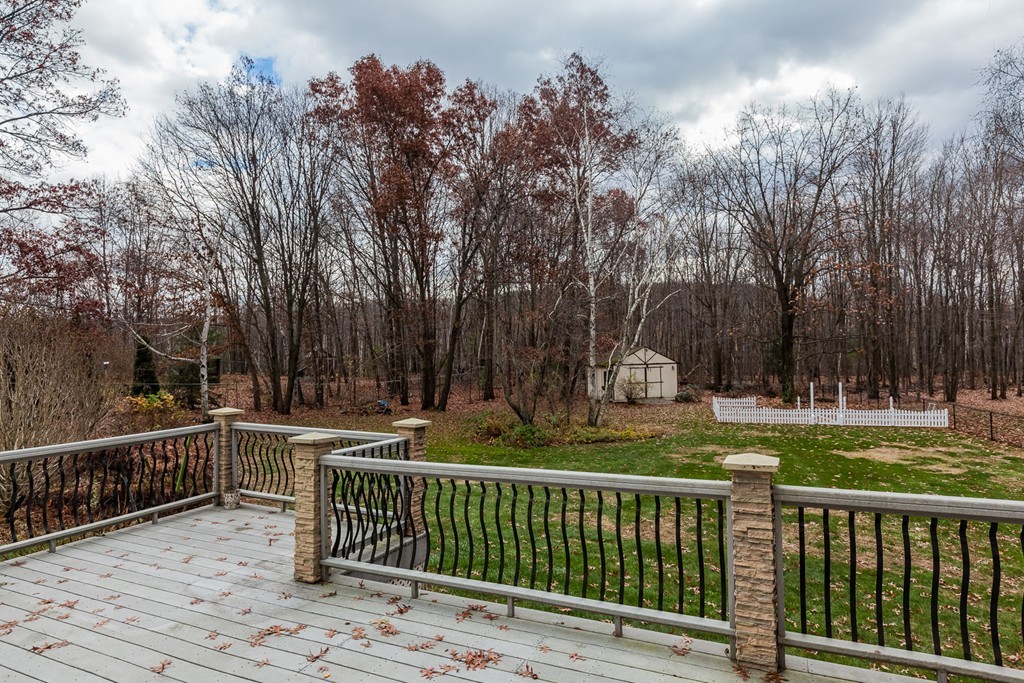 83 Ridge Trail Road Westfield, MA 01085 - Photo 5 of 30 Gallery Image 5