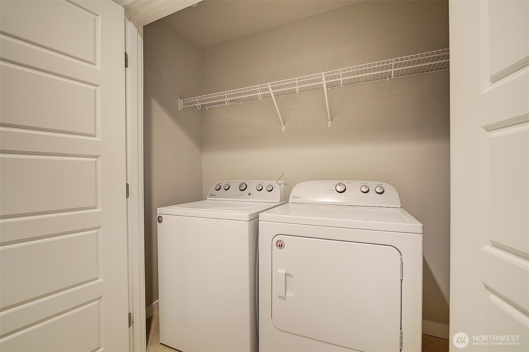 1325 Seattle Hill Road, Unit L2 Bothell, WA 98012 - Photo 21 of 36 a utility room with dryer and washer