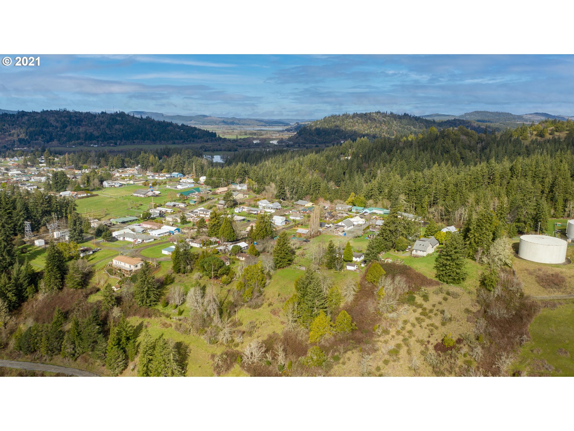 2580 Maple Street Myrtle Point, OR 97458 - Photo 26 of 29 Gallery Image 26