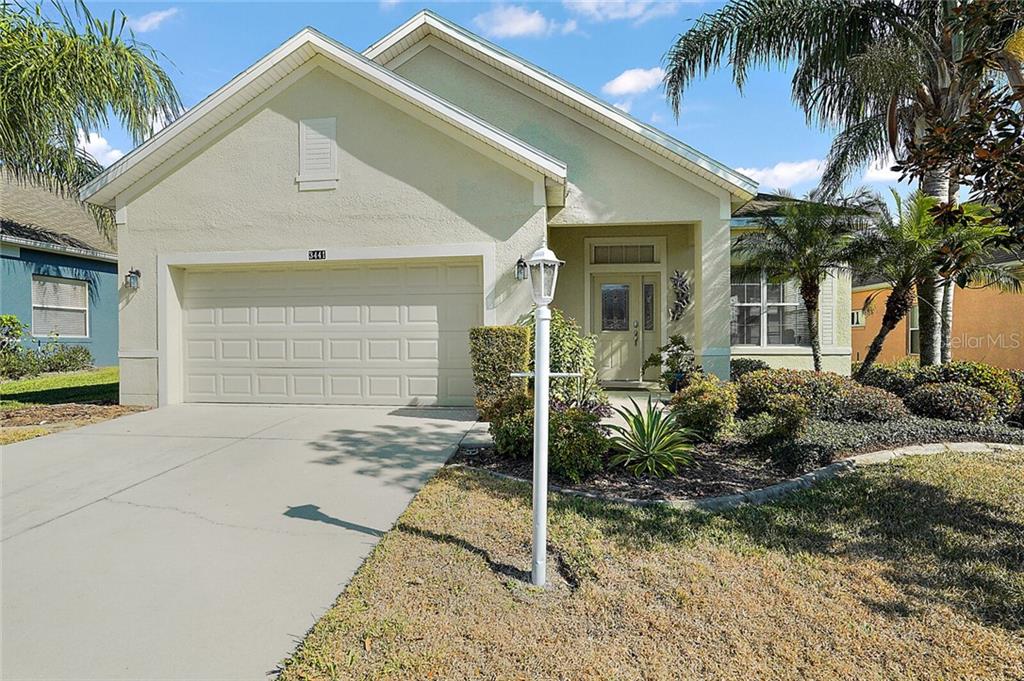 Welcome Home to 3441 Mount Hope Loop - lovely 2Bedroom/2Bath home located in the Plantation at Leesburg.