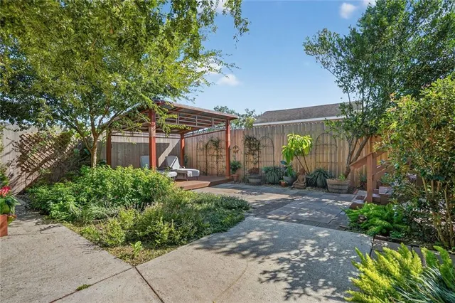 $2,600 | 6127 Arts Street, New Orleans, LA 70122