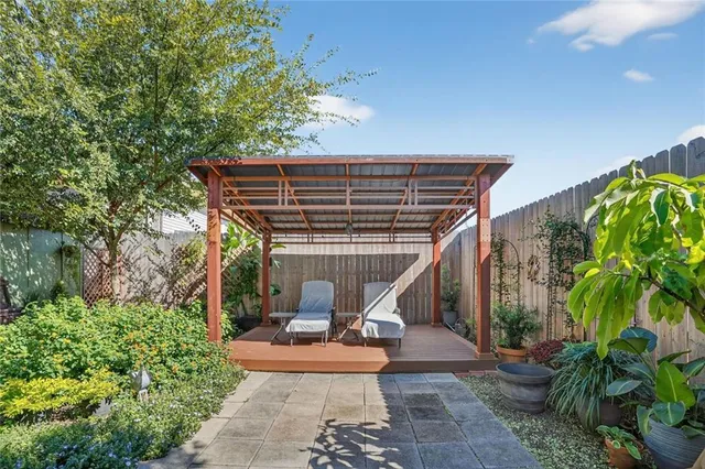 $2,600 | 6127 Arts Street, New Orleans, LA 70122