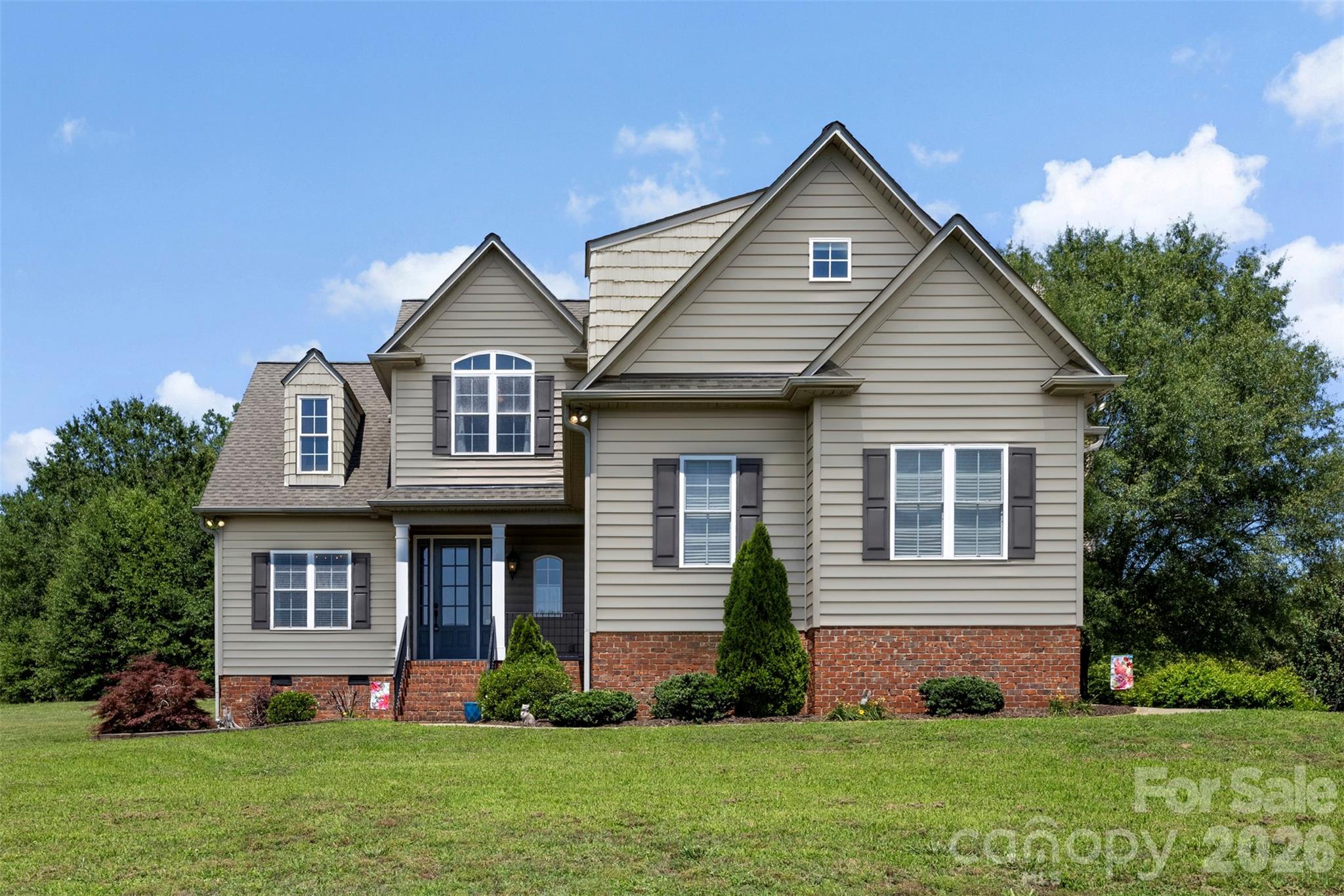 816 Springs Road Dallas, NC 28034 - Photo 3 of 42