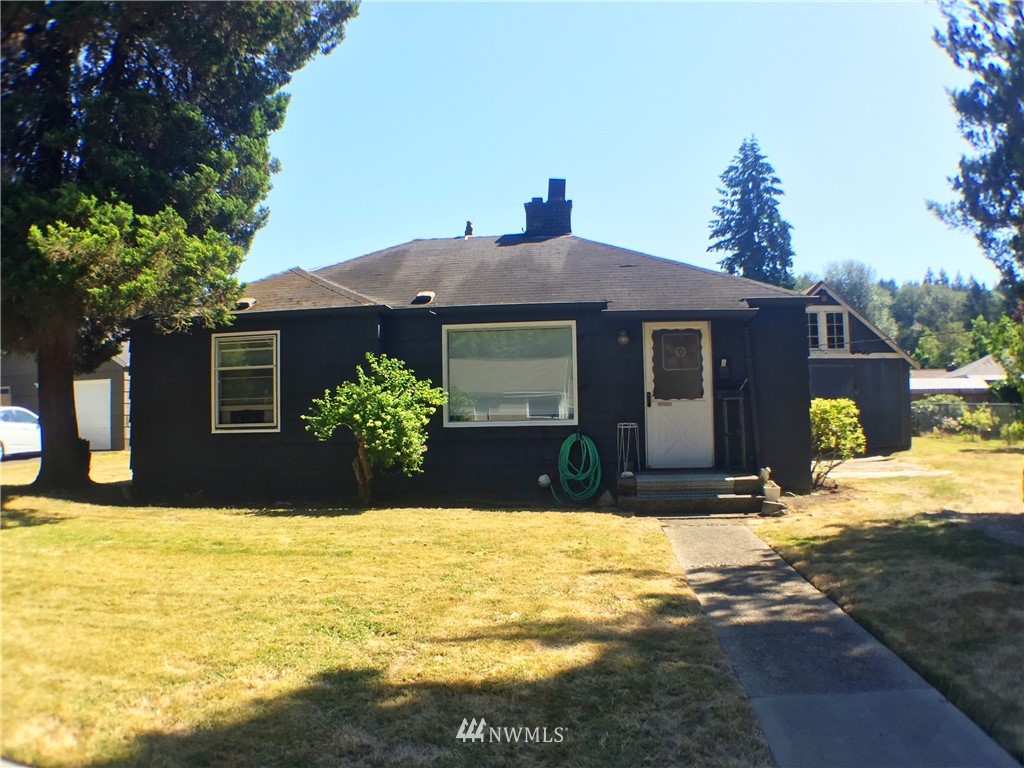 3621 Southeast 5th Street Renton, WA 98058 - Photo 1 of 14 Gallery Image 1