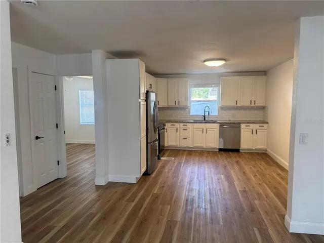 $2,250 | 1371 14th Street, Sarasota, FL 34236