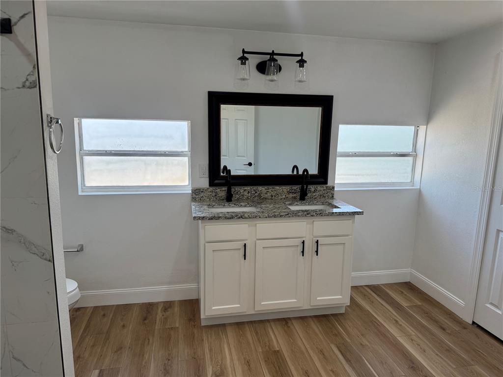 1371 14th Street Sarasota, FL 34236 - Photo 9 of 17