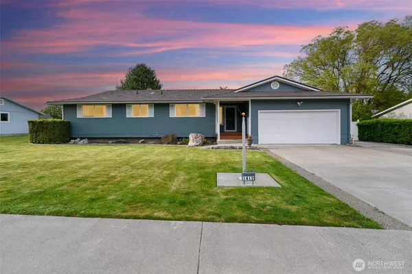 $484,900 | 1412 West 15th Avenue, Kennewick, WA 99337