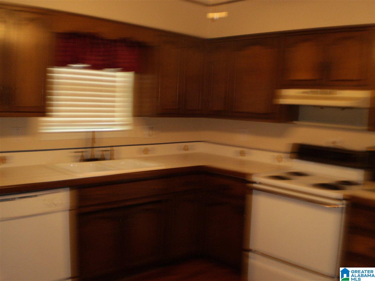 261 Foxglen Road Birmingham, AL 35215 - Photo 5 of 7