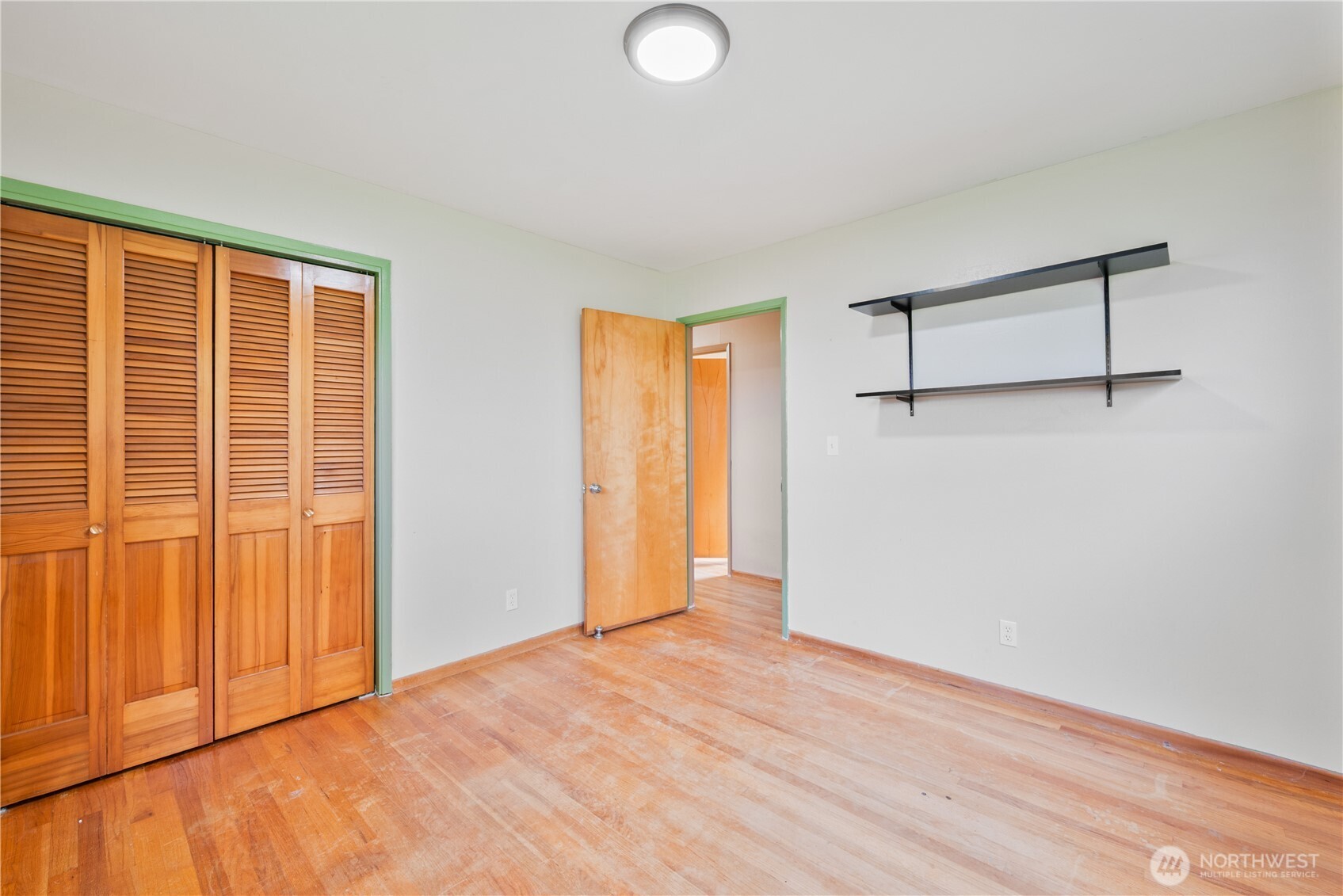 2128 44th Avenue Longview, WA 98632 - Photo 21 of 35 an empty room with a natural light