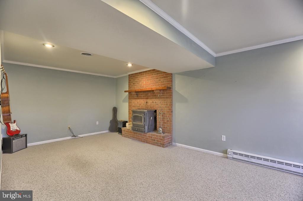 2646 Pinewood Road Lancaster, PA 17601 - Photo 19 of 24