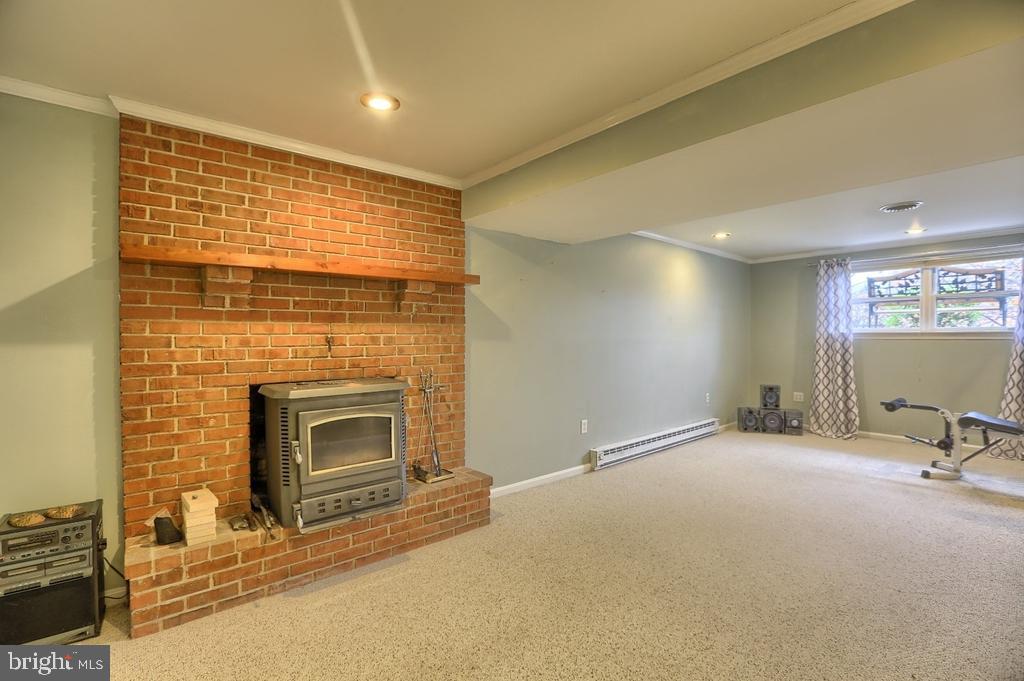 2646 Pinewood Road Lancaster, PA 17601 - Photo 20 of 24
