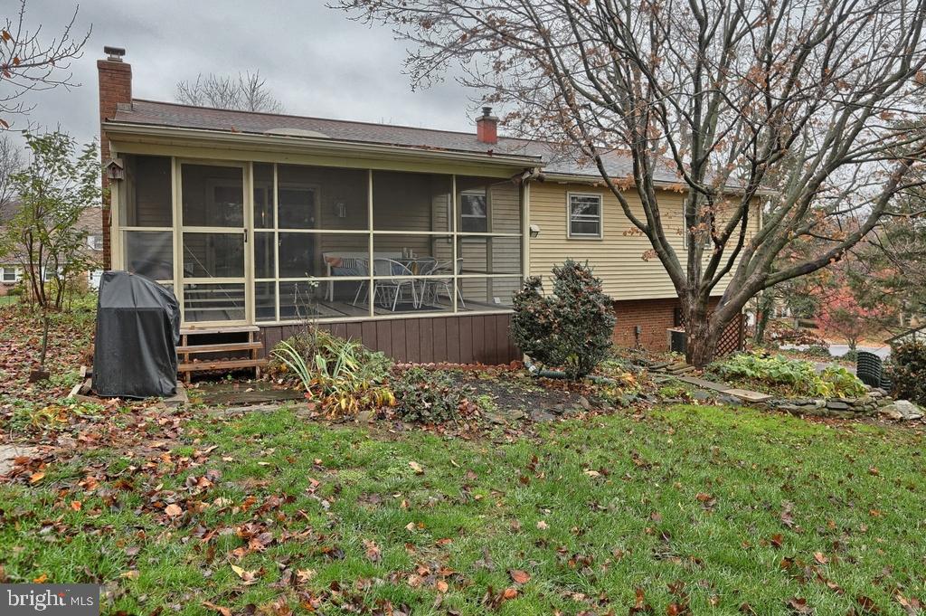 2646 Pinewood Road Lancaster, PA 17601 - Photo 23 of 24