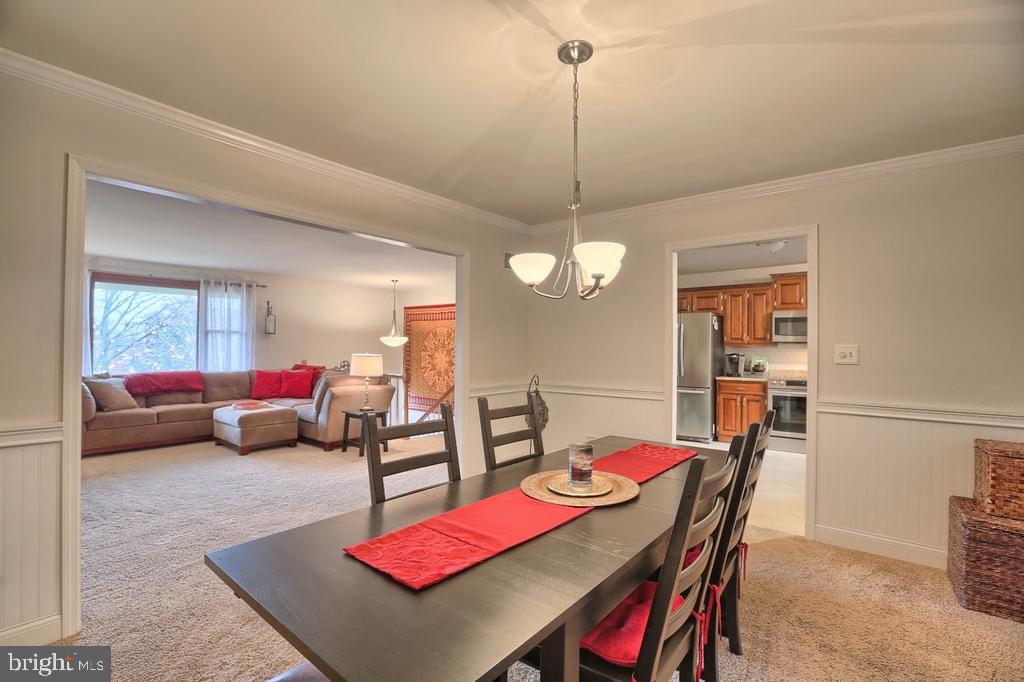 2646 Pinewood Road Lancaster, PA 17601 - Photo 8 of 24