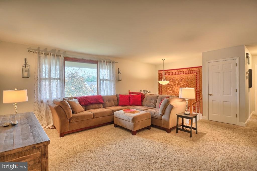 2646 Pinewood Road Lancaster, PA 17601 - Photo 10 of 24