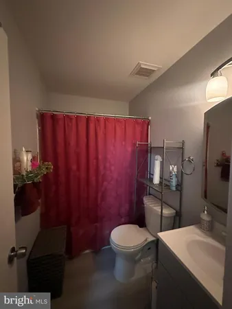 $2,400 | 3142 Quartet Lane, Unit 255, Silver Spring, MD 20904