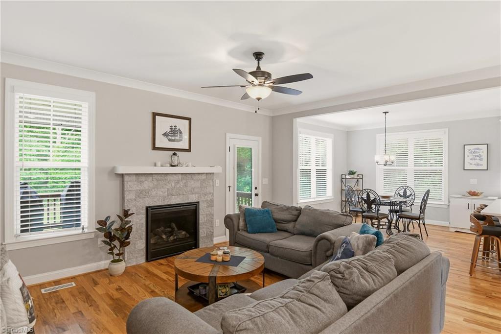164 Pipers Ridge East Winston-Salem, NC 27127 - Photo 2 of 40