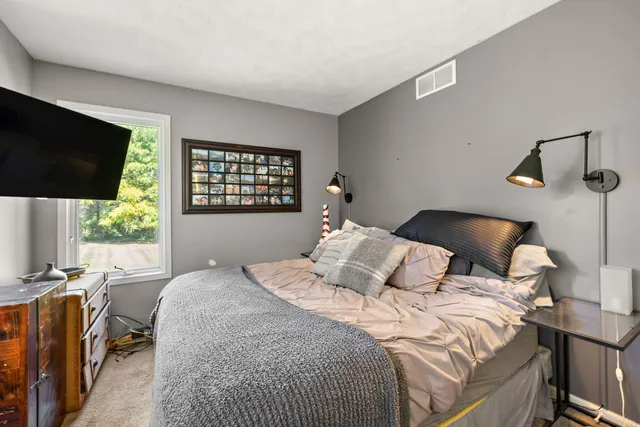 $825,000 | 9820 Snow Pointe Drive Southeast, Alto, MI 49302