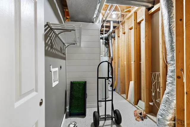 $825,000 | 9820 Snow Pointe Drive Southeast, Alto, MI 49302