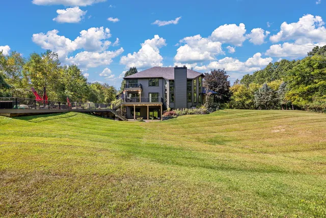 $825,000 | 9820 Snow Pointe Drive Southeast, Alto, MI 49302