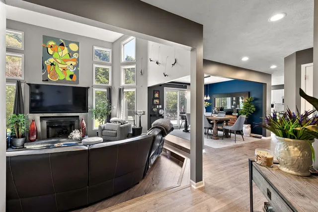 $825,000 | 9820 Snow Pointe Drive Southeast, Alto, MI 49302