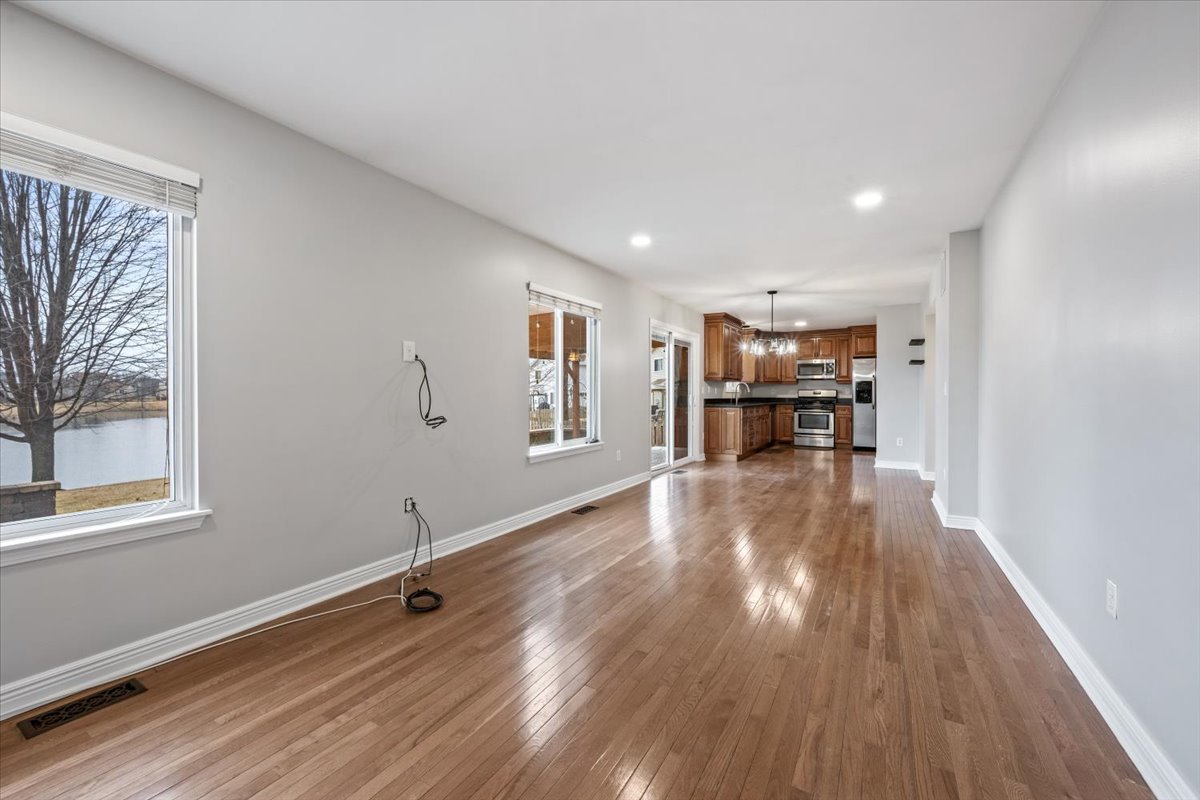 1720 William Drive Romeoville, IL 60446 - Photo 12 of 42