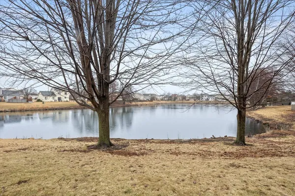 $2,800 | 1720 William Drive, Romeoville, IL 60446