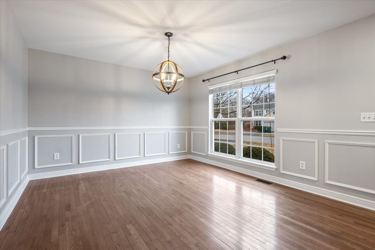 1720 William Drive Romeoville, IL 60446 - Photo 5 of 42