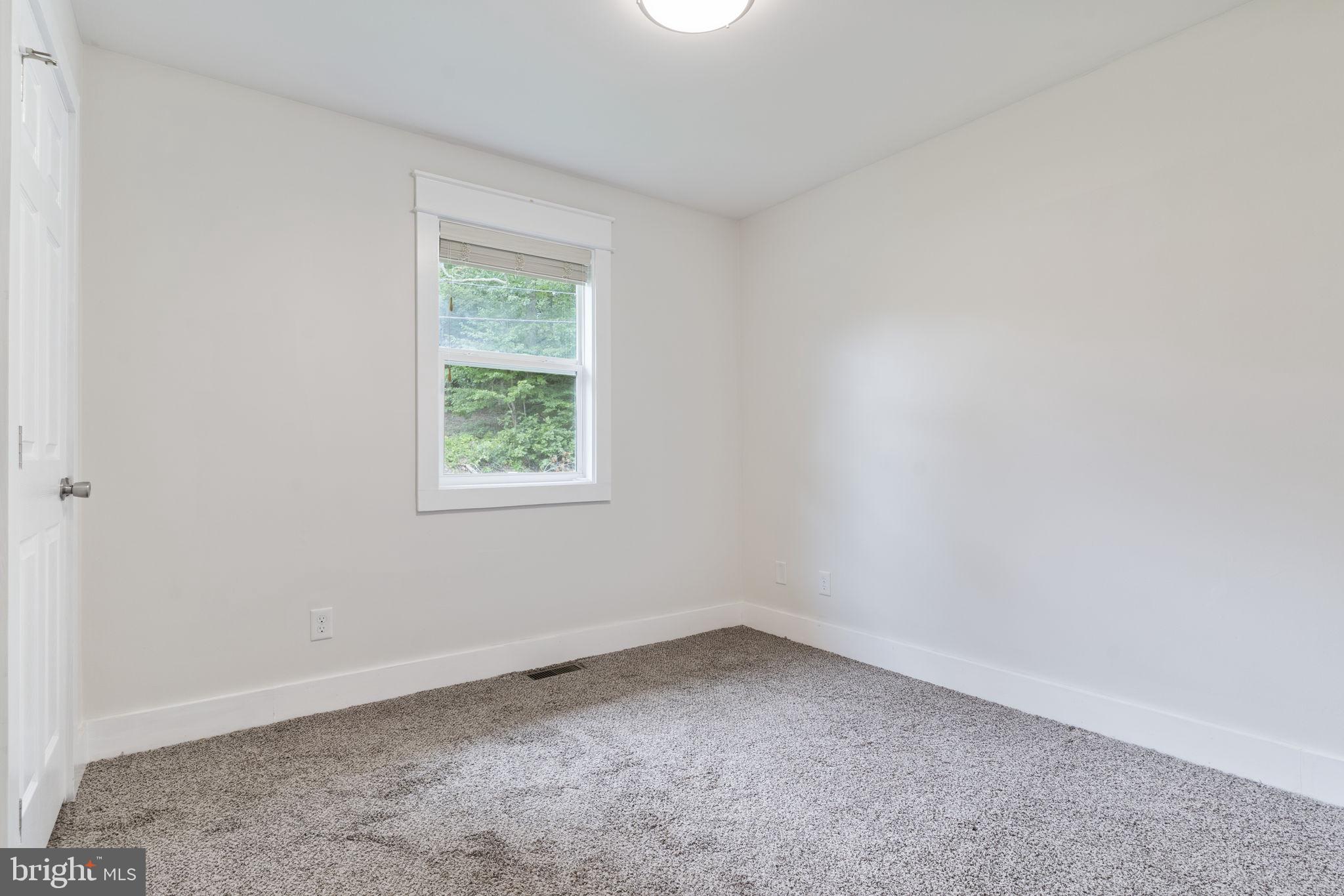 42204 Ridge Road Mechanicsville, MD 20659 - Photo 18 of 41 bedroom 2