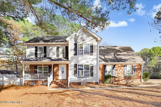 $309,900 | 101 Oak Hollow Court, Goldsboro, NC 27534