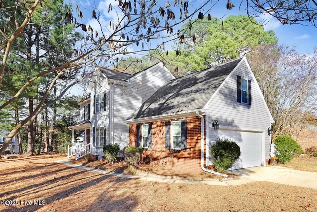 $309,900 | 101 Oak Hollow Court, Goldsboro, NC 27534