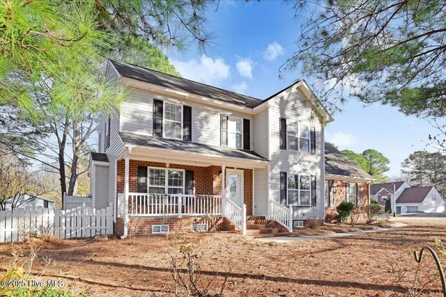 $309,900 | 101 Oak Hollow Court, Goldsboro, NC 27534