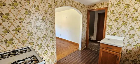 an empty room with closet