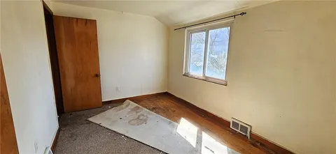 a view of empty room with window