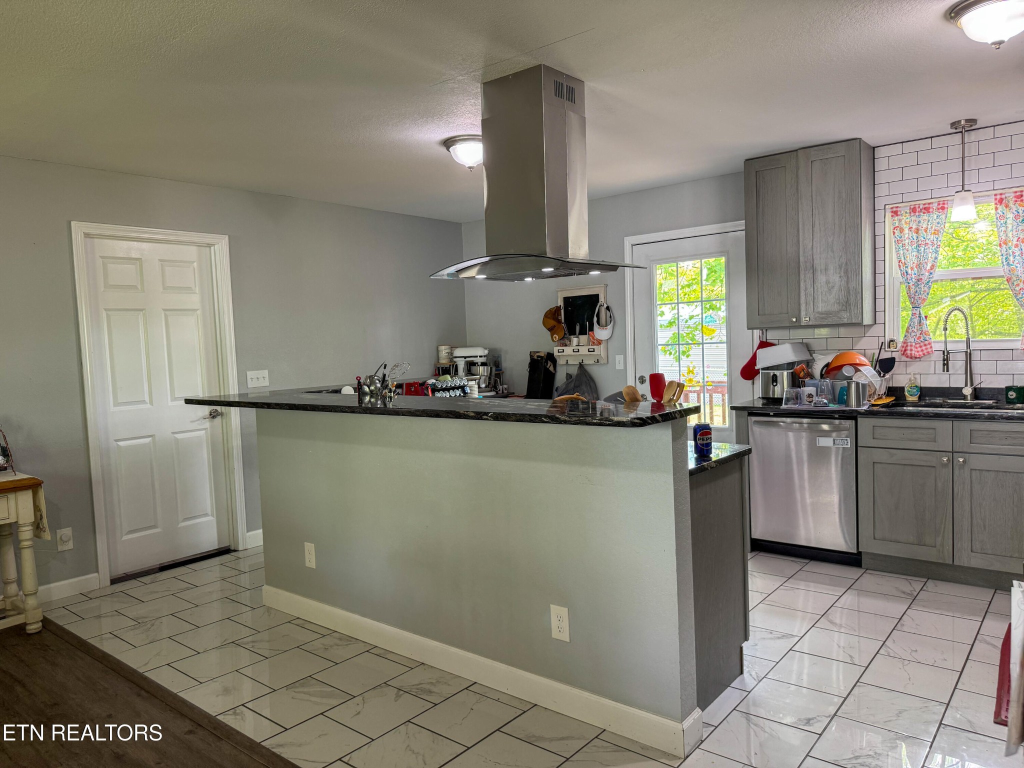 290 Landmark Road Oneida, TN 37841 - Photo 18 of 59