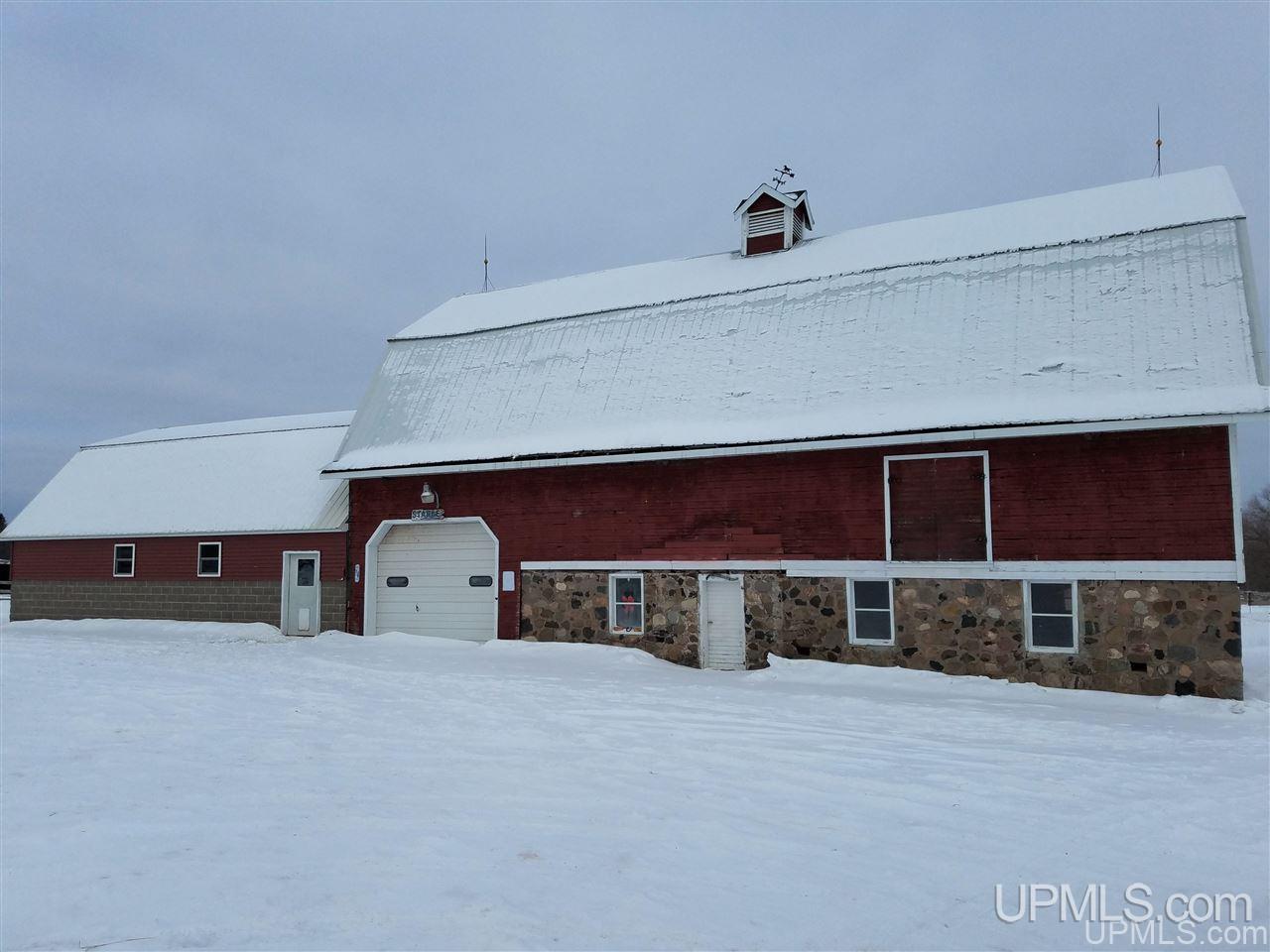 14211 North Stateline Road Hurley, WI 54534 - Photo 27 of 50