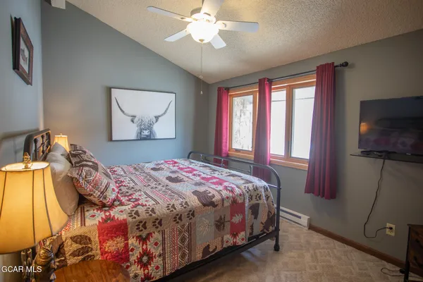 $639,900 | 35 Arapahoe Circle, Unit B5, Granby, CO 80446