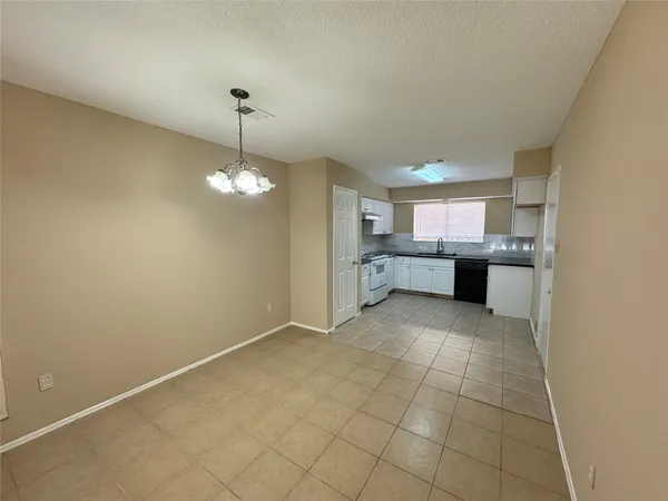 $1,700 | 7430 Lobera Drive, Houston, TX 77083