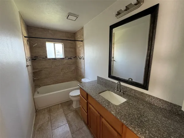 $1,700 | 7430 Lobera Drive, Houston, TX 77083