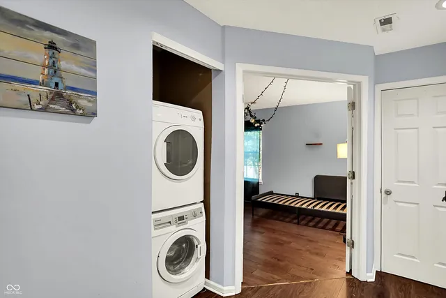 $179,900 | 7747 Harbour Isle, Unit 8, Indianapolis, IN 46240