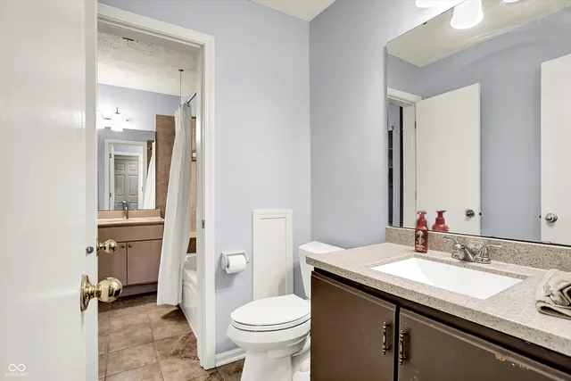 $179,900 | 7747 Harbour Isle, Unit 8, Indianapolis, IN 46240