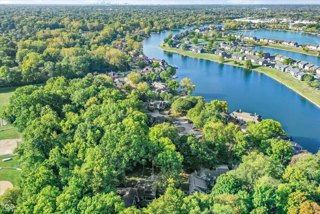 $179,900 | 7747 Harbour Isle, Unit 8, Indianapolis, IN 46240