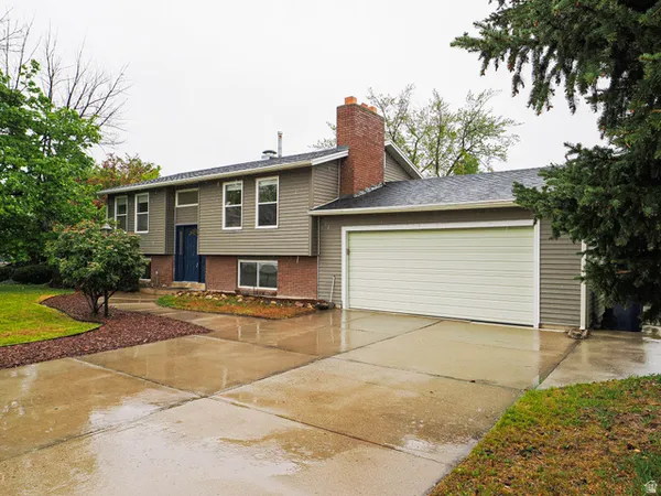 $550,000 | 361 East 10450 South, Sandy, UT 84070