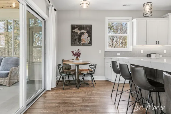 $500,000 | 10966 Stakes Road, Greenville, MI 48838