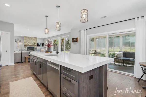 $500,000 | 10966 Stakes Road, Greenville, MI 48838